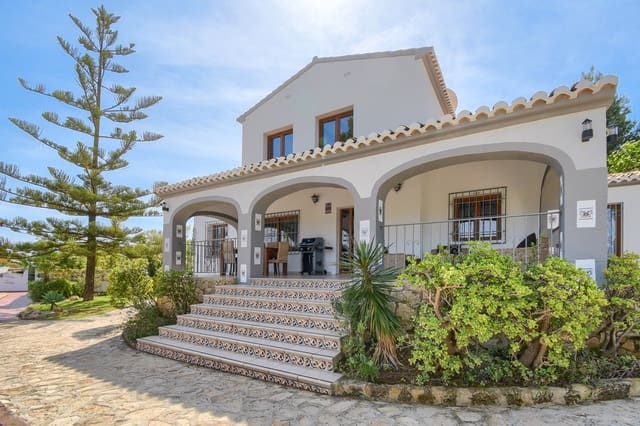 2 soverom Villa til salgs i Adsubia, Javea / Xàbia med svømmebasseng garasje - € 541 (Ref: 4026185)