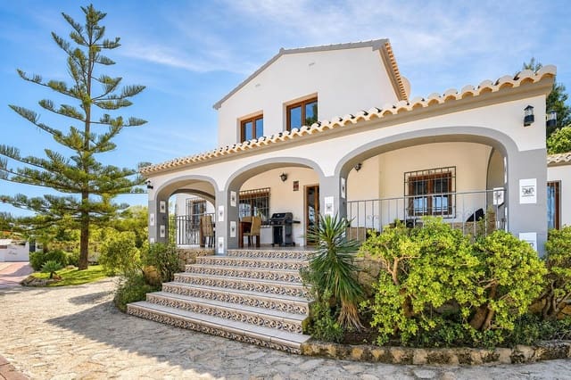 2 bedroom Villa for holiday rental in Adsubia, Javea / Xàbia with pool garage - € 541 (Ref: 4026185)