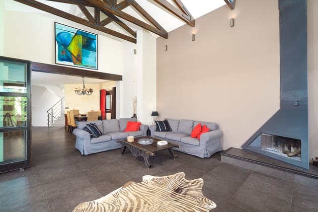 3 camera da letto Villa da affitare come casa vacanza in Dénia con piscina garage - 871 € (Rif: 4026187)