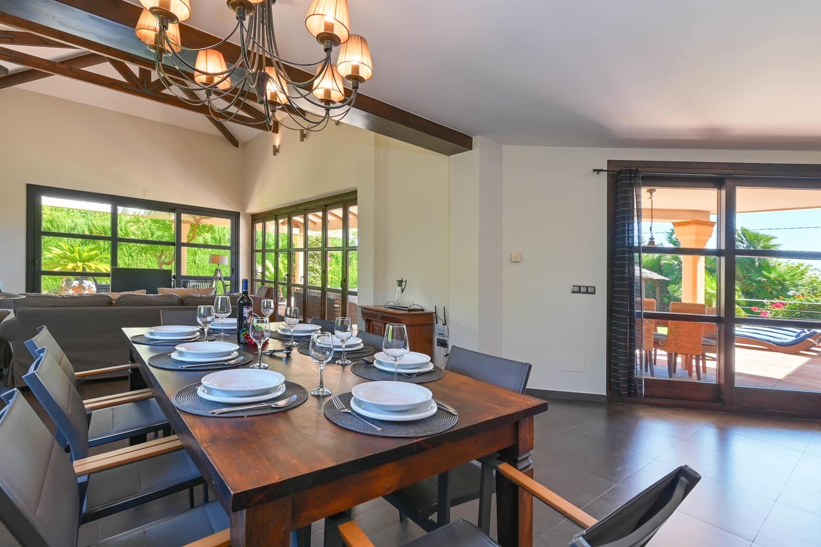 3 sovrum Villa för semesterbostäder i Denia med pool garage - 871 € (Ref: 4026187)