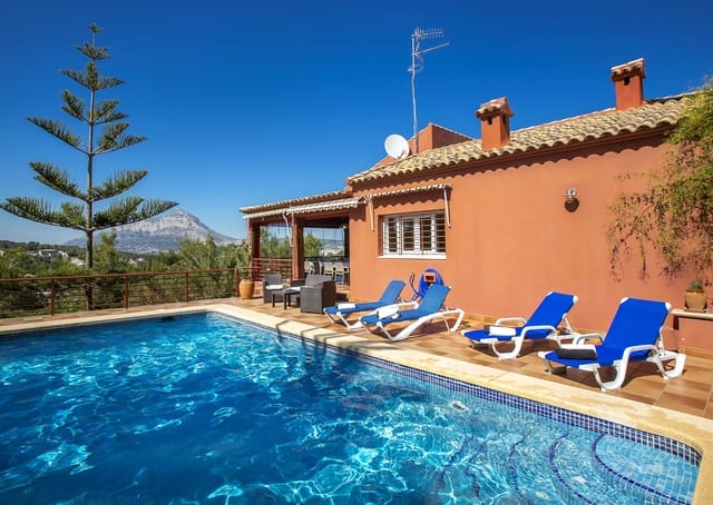 3 slaapkamer Villa voor vakantieverhuur in Cap Martí - El Tossalet - Pinomar, Javea / Xàbia met zwembad garage - € 681 (Ref: 4244220)