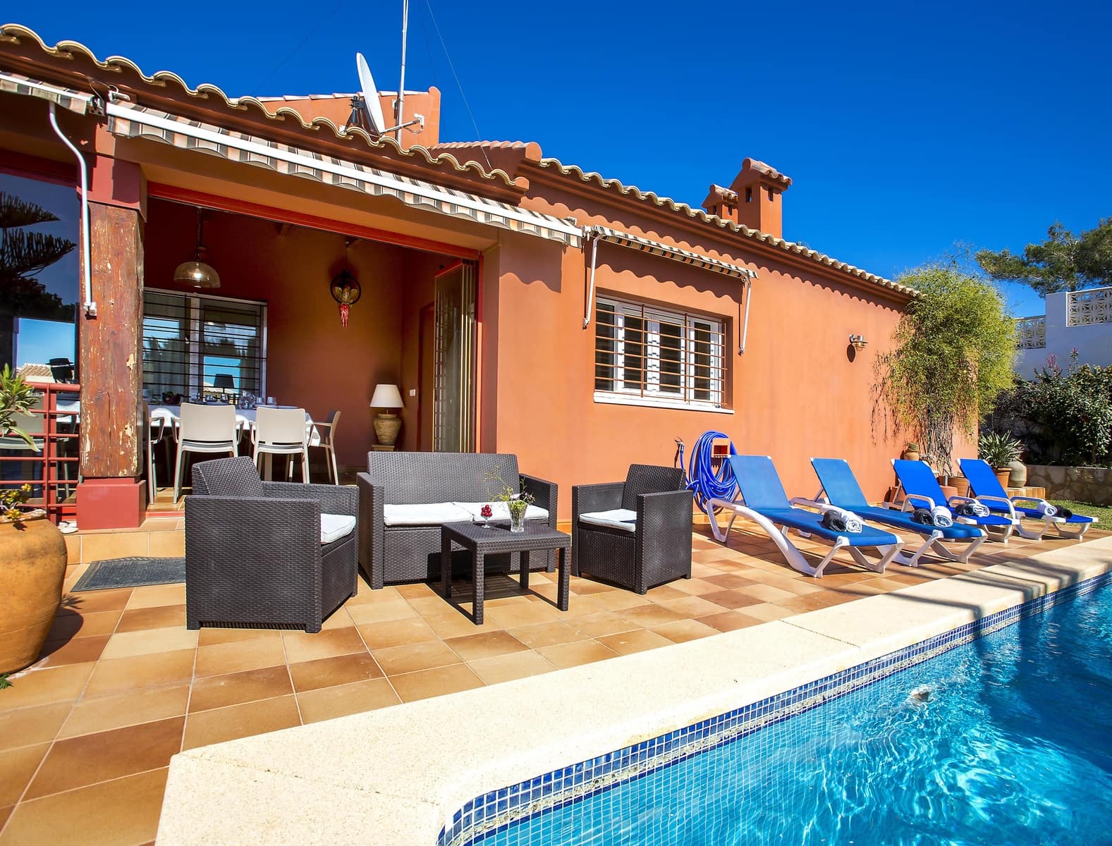3 sovrum Villa för semesterbostäder i Javea / Xabia med pool garage - 681 € (Ref: 4244220)