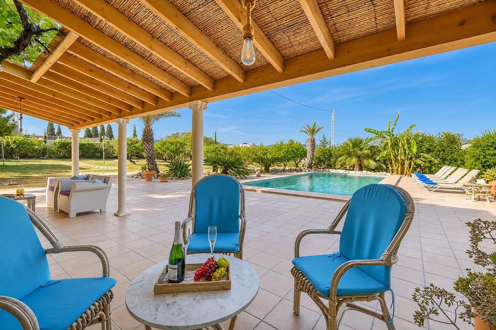 3 bedroom Finca/Country House for holiday rental in Denia with pool garage - € 1,141 (Ref: 4336469)