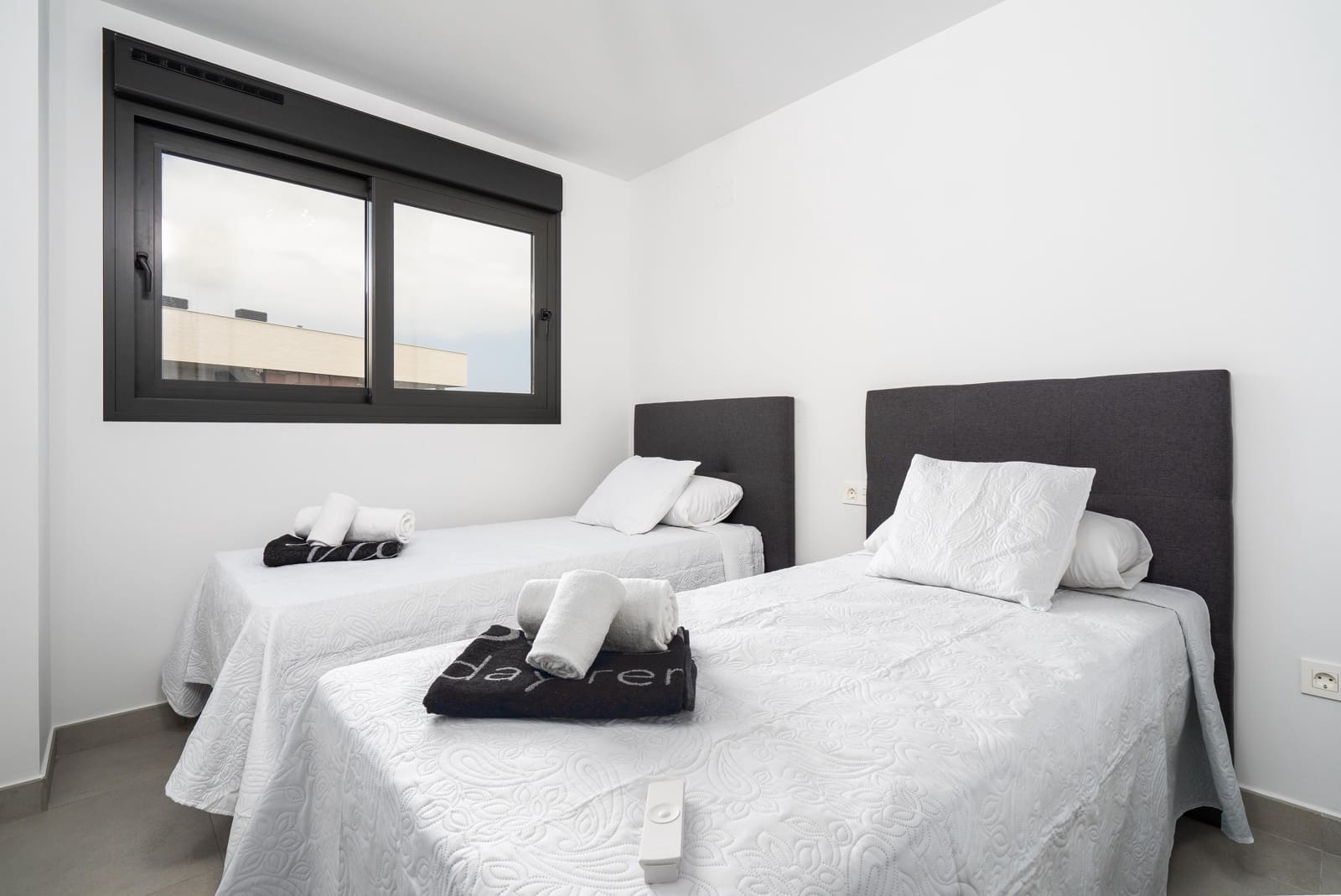 3 sovrum Lägenhet för semesterbostäder i Arenal med pool garage - 614 € (Ref: 4539457)