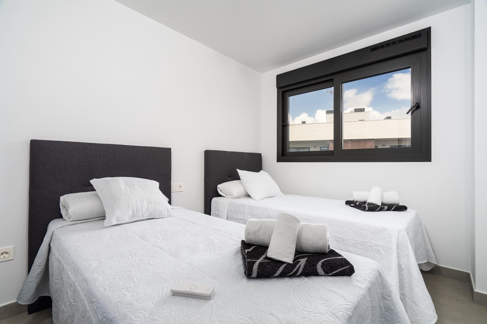 3 sovrum Lägenhet för semesterbostäder i Arenal med pool garage - 614 € (Ref: 4539457)