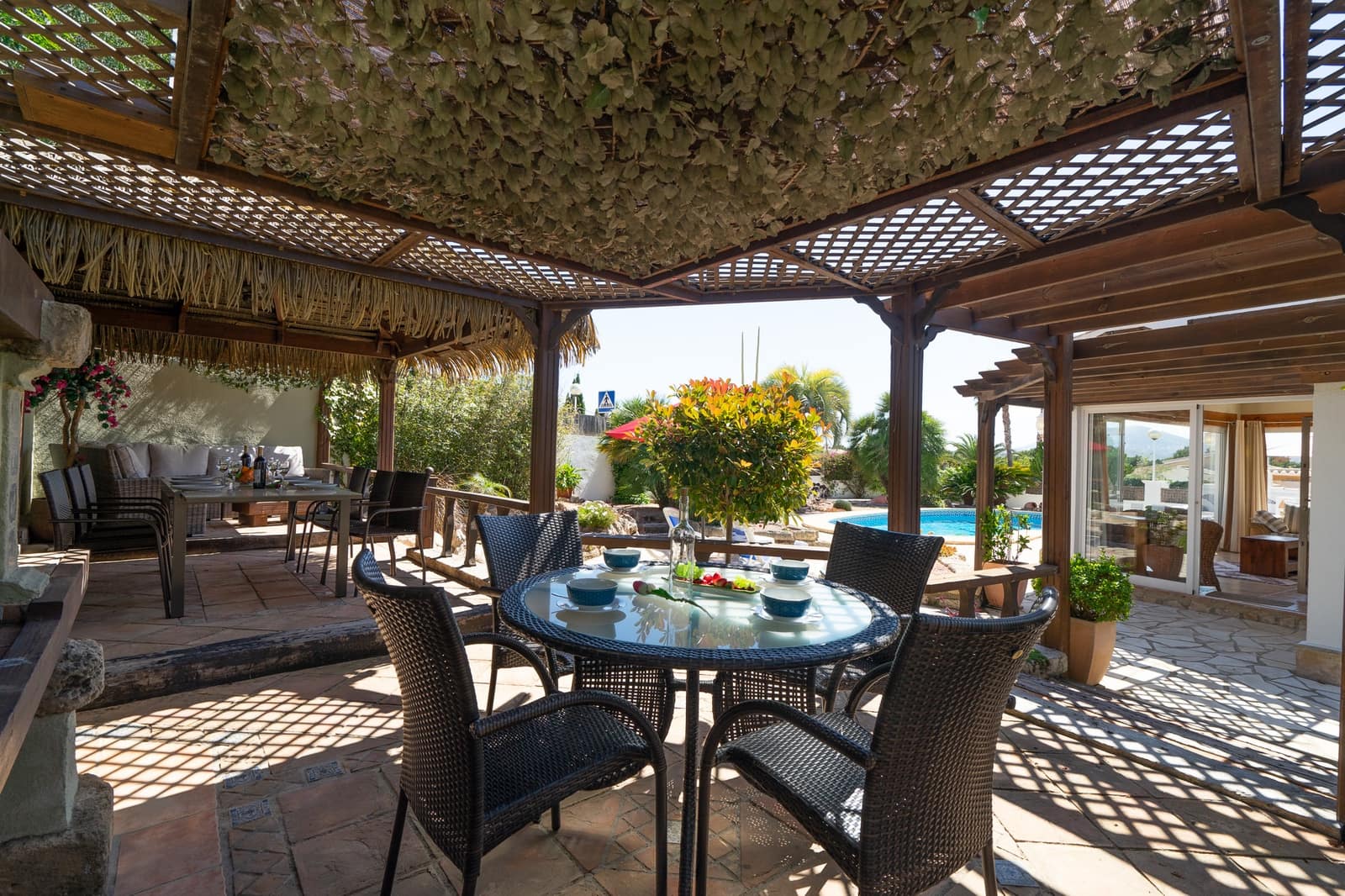 4 slaapkamer Villa voor vakantieverhuur in Javea / Xabia met zwembad garage - € 915 (Ref: 4586270)