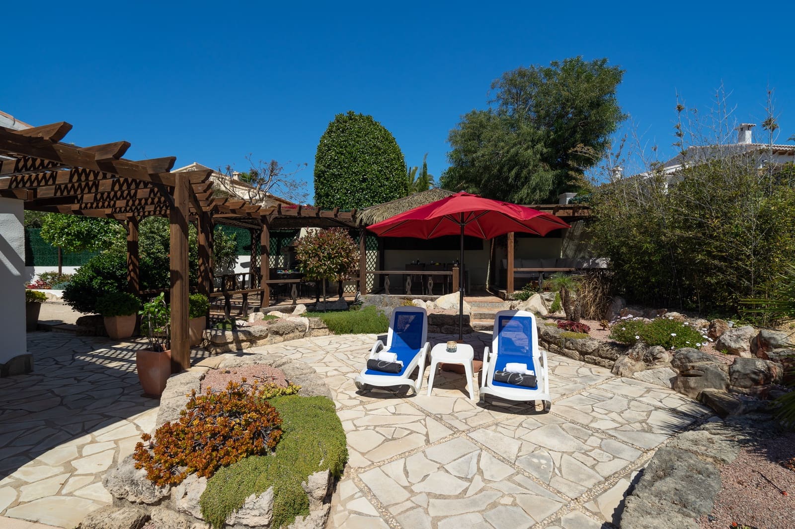 4 slaapkamer Villa voor vakantieverhuur in Javea / Xabia met zwembad garage - € 915 (Ref: 4586270)