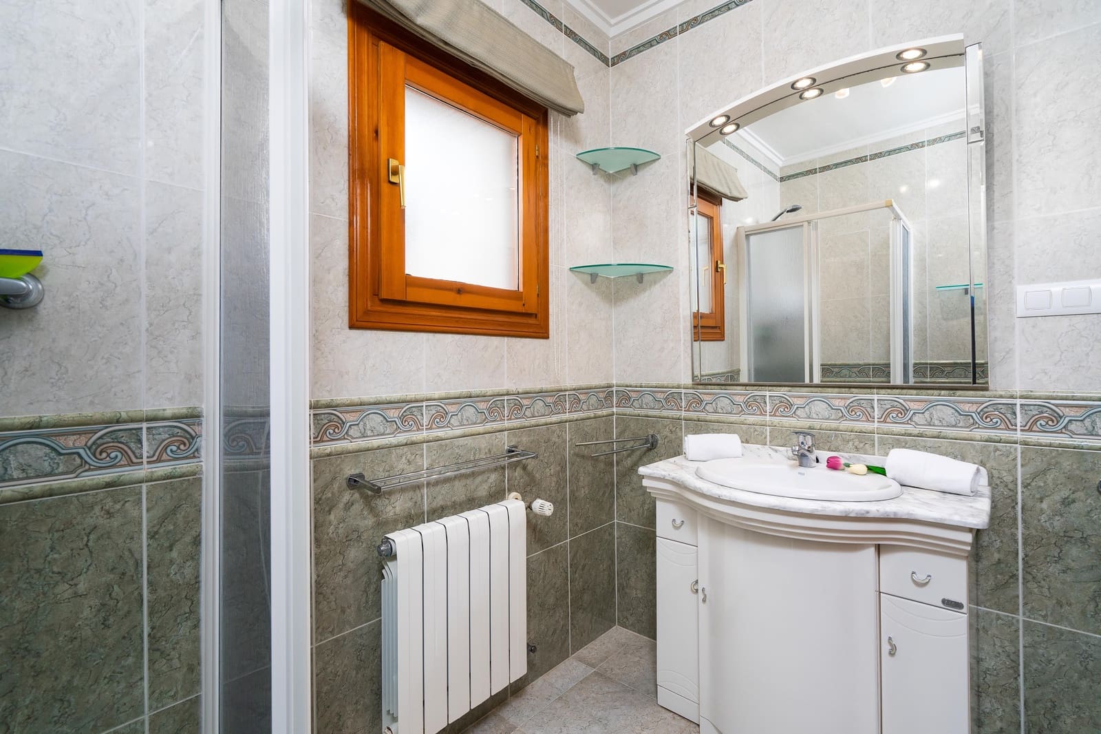 4 slaapkamer Villa voor vakantieverhuur in Javea / Xabia met zwembad garage - € 915 (Ref: 4586270)