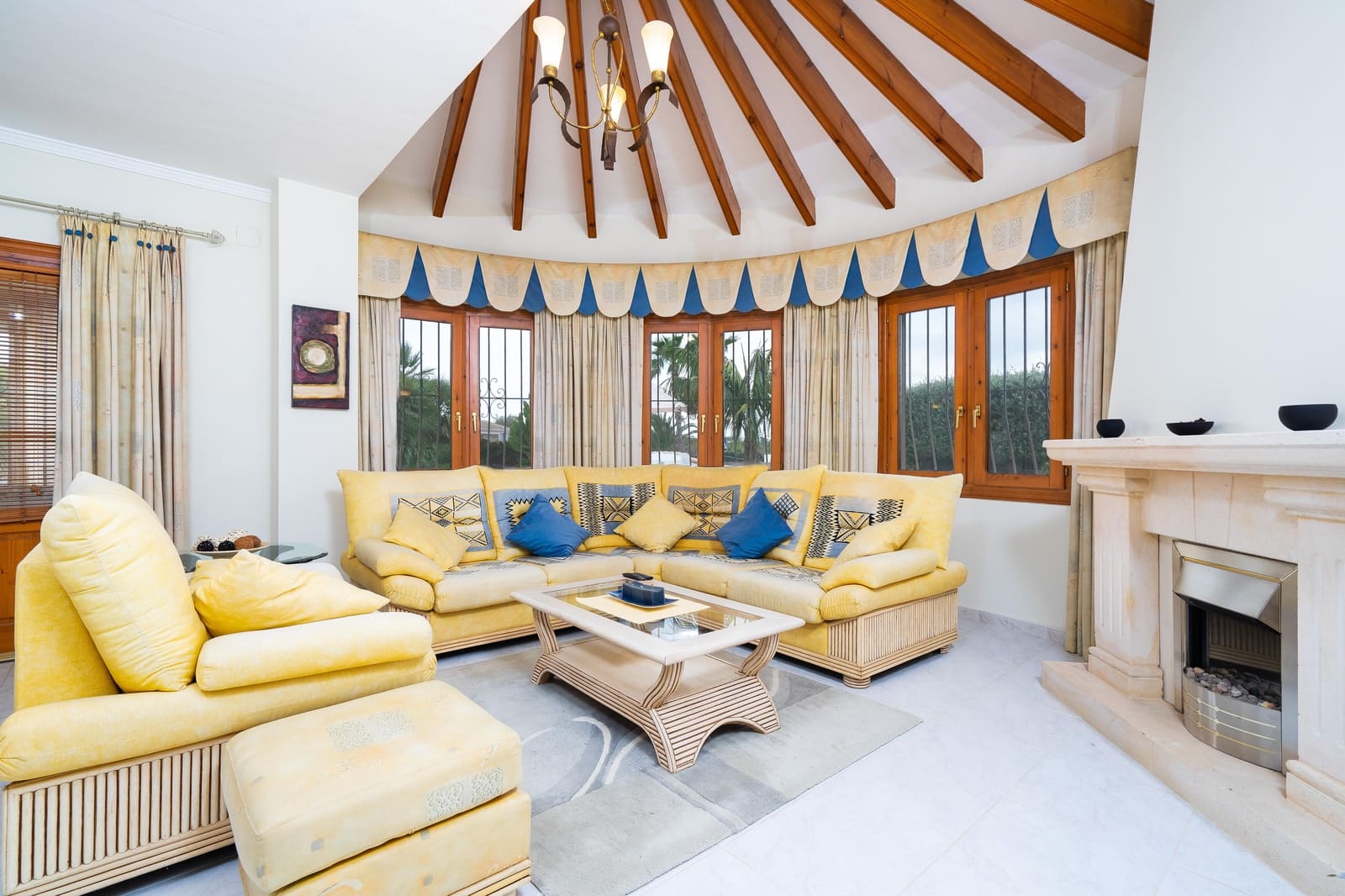 4 slaapkamer Villa voor vakantieverhuur in Javea / Xabia met zwembad garage - € 915 (Ref: 4586270)