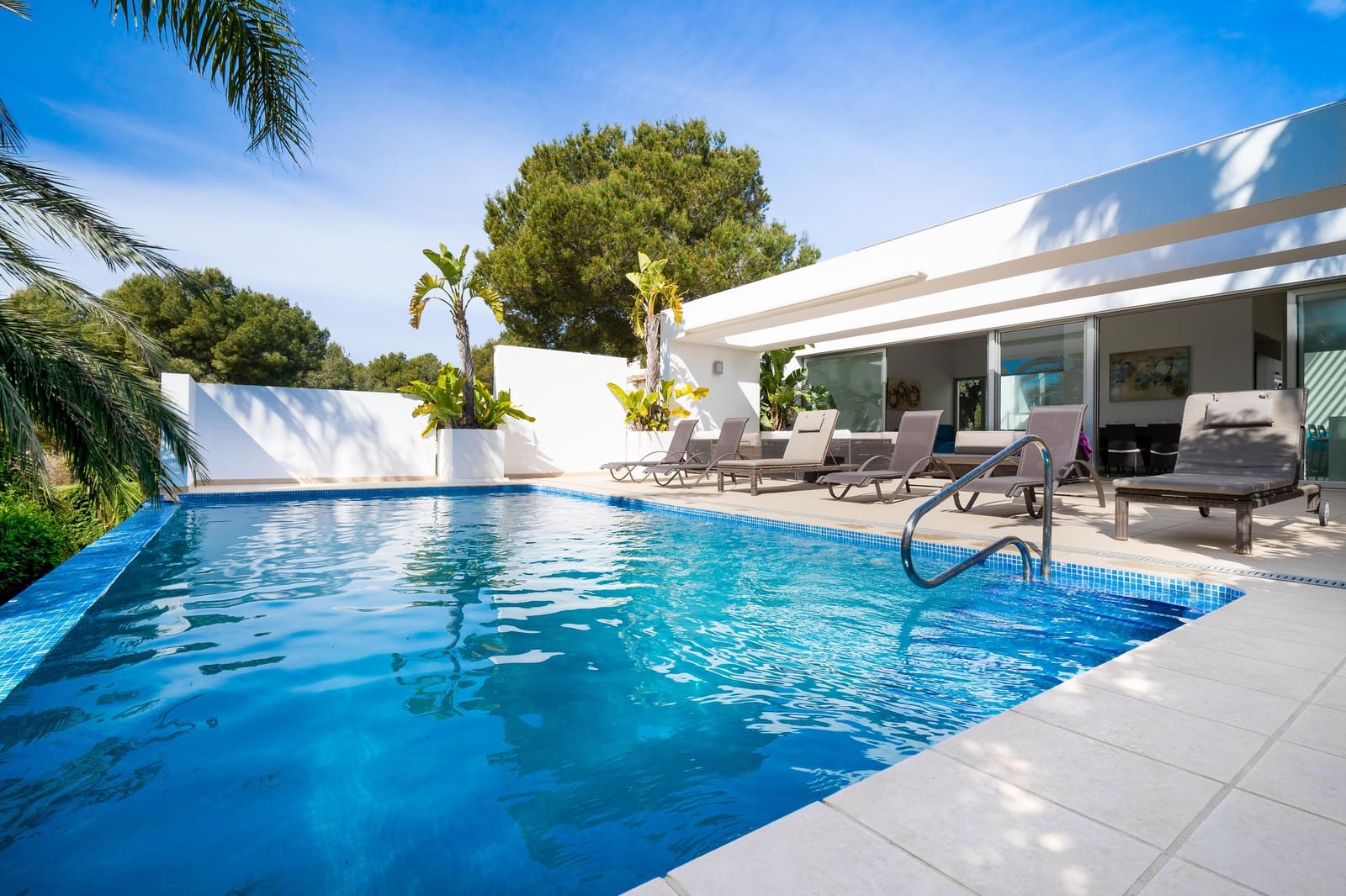 3 slaapkamer Villa voor vakantieverhuur in Javea / Xabia met zwembad garage - € 1.597 (Ref: 4606172)