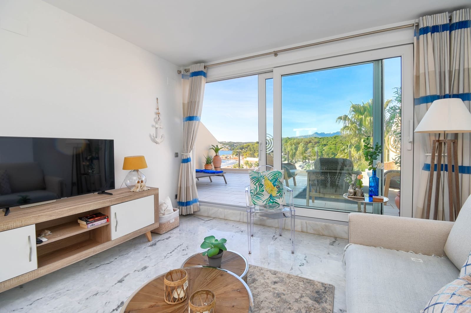 2 slaapkamer Appartement voor vakantieverhuur in Moraira met garage - € 667 (Ref: 4616696)