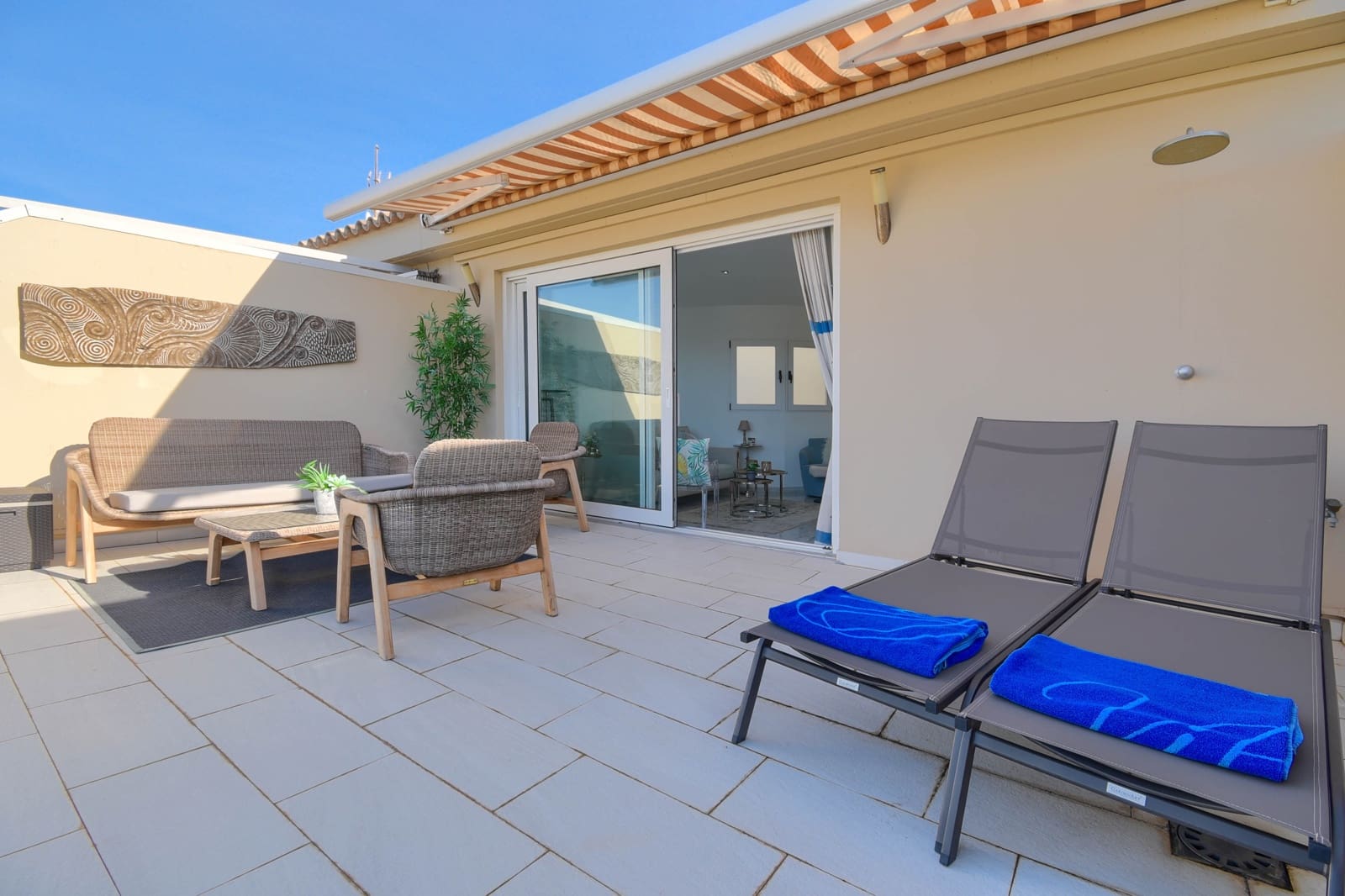 2 slaapkamer Appartement voor vakantieverhuur in Moraira met garage - € 667 (Ref: 4616696)