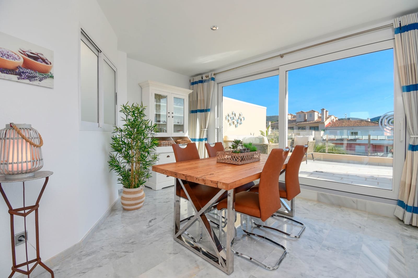 2 slaapkamer Appartement voor vakantieverhuur in Moraira met garage - € 667 (Ref: 4616696)