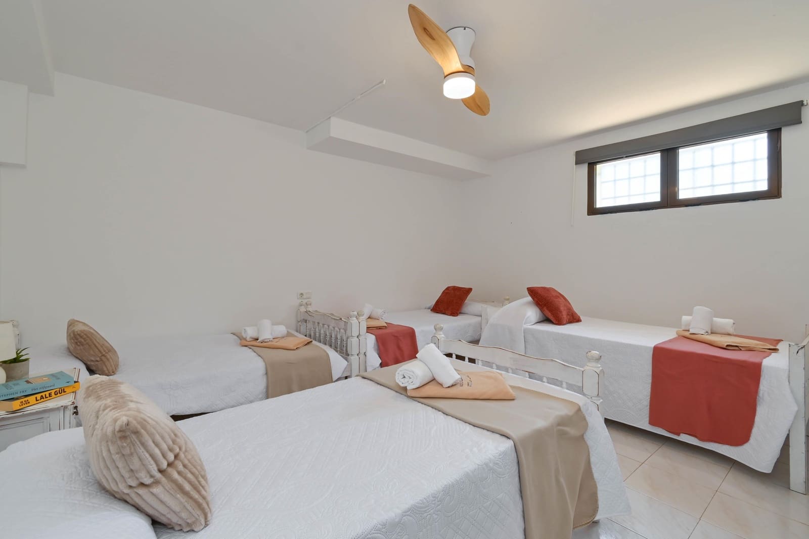 6 bedroom Villa for holiday rental in Adsubia with pool garage - € 1,381 (Ref: 4836018)