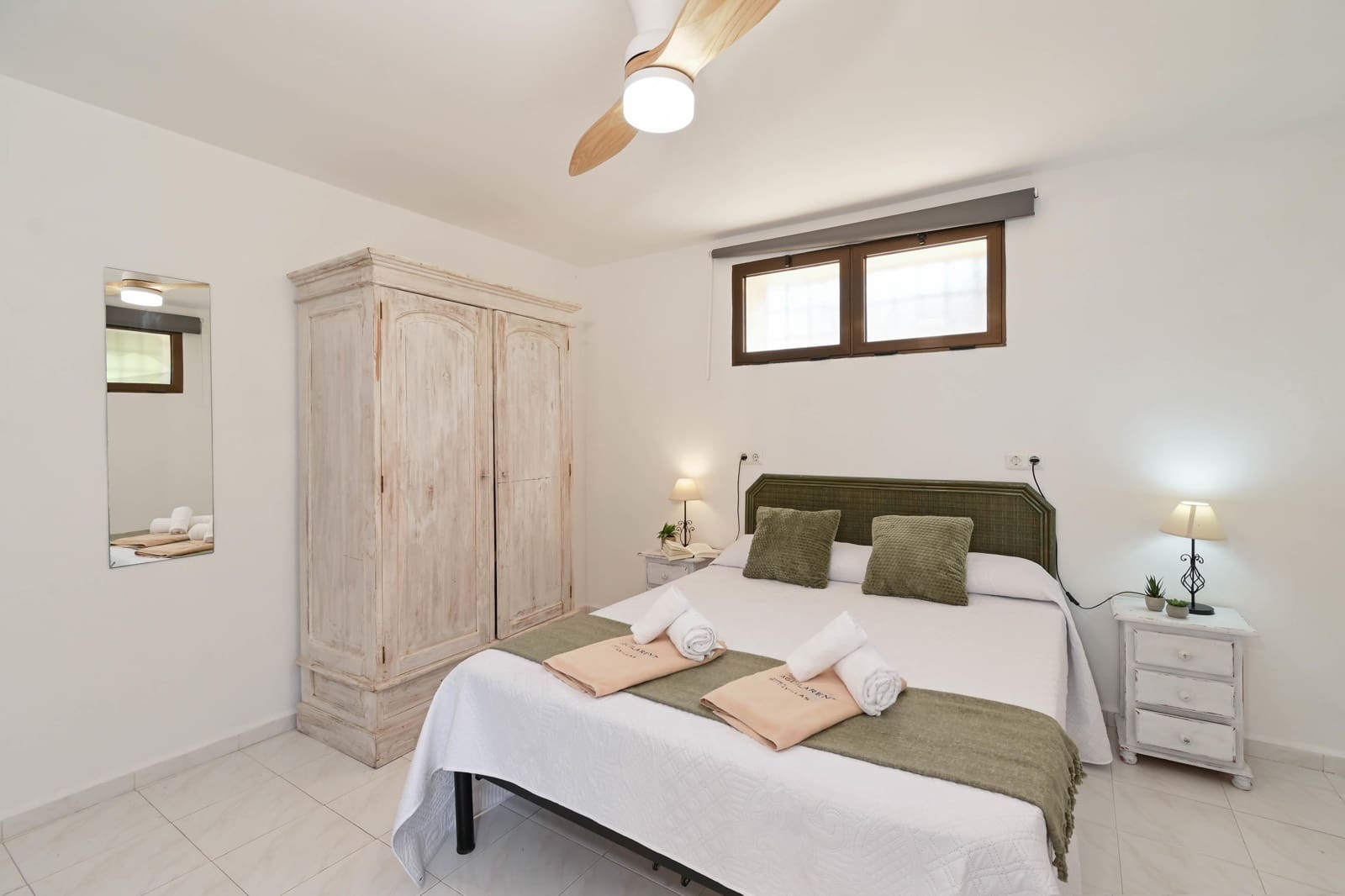 6 bedroom Villa for holiday rental in Adsubia with pool garage - € 1,381 (Ref: 4836018)