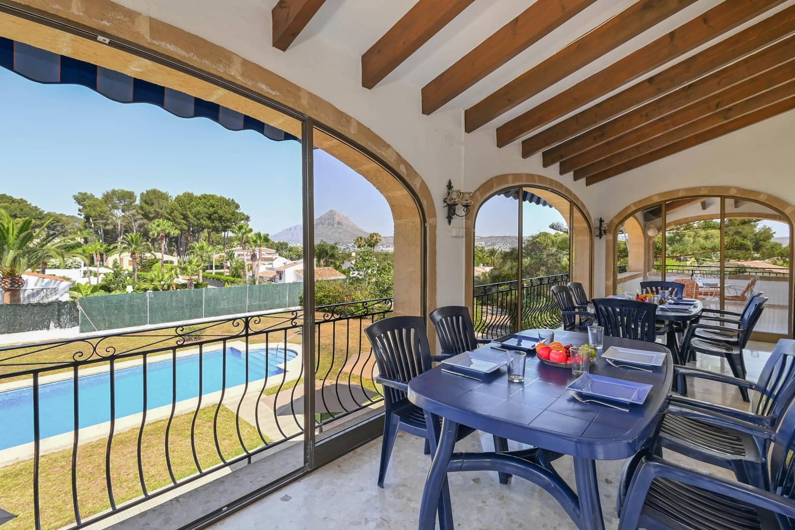 6 bedroom Villa for holiday rental in Adsubia with pool garage - € 1,381 (Ref: 4836018)