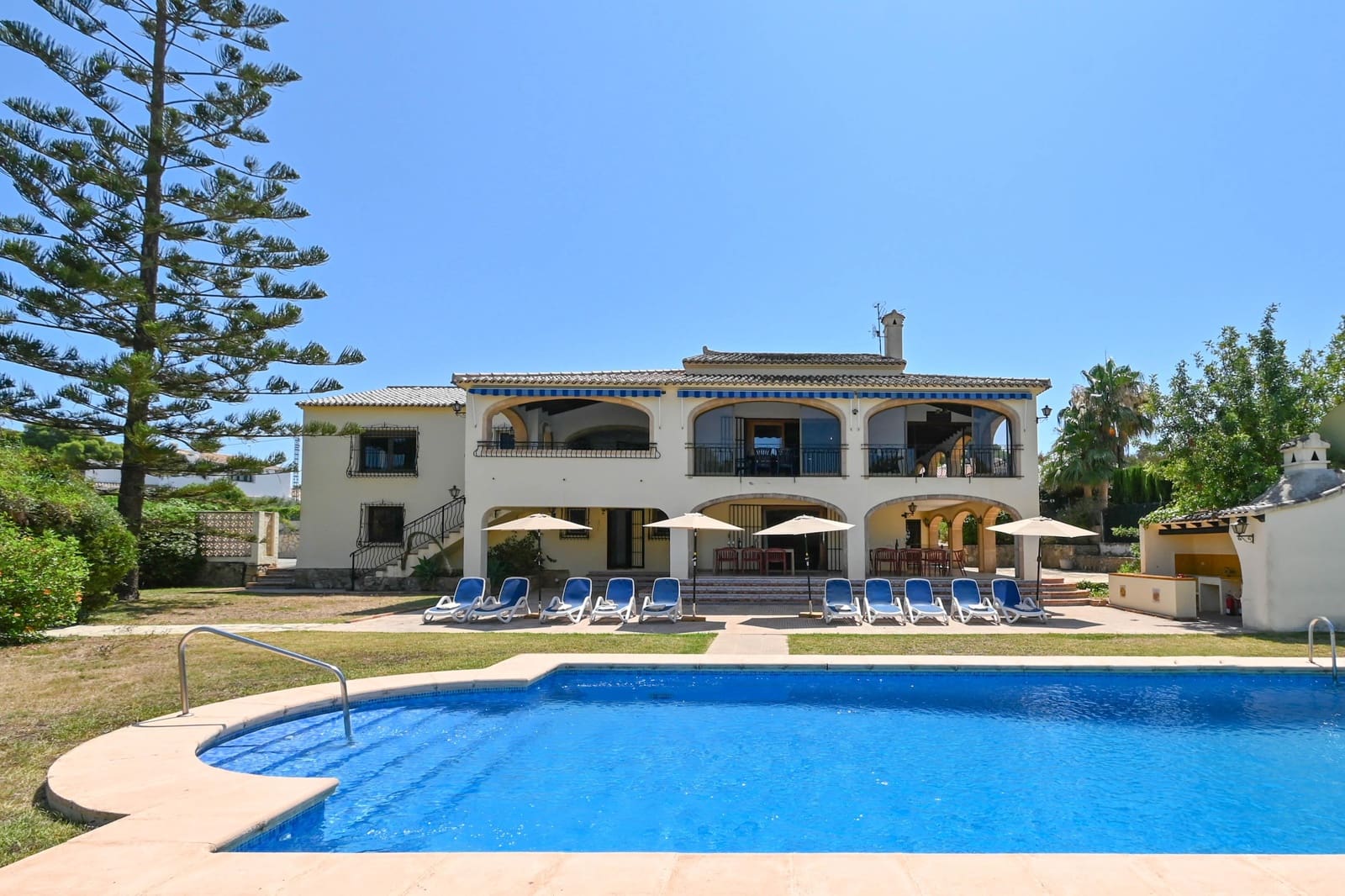 6 bedroom Villa for holiday rental in Adsubia with pool garage - € 1,381 (Ref: 4836018)