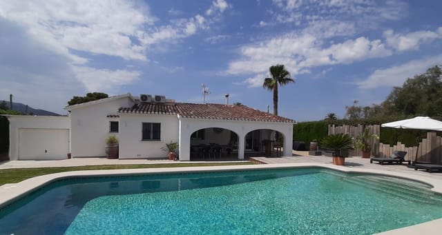 3 slaapkamer Villa voor vakantieverhuur in Les Bassetes - El Marjal, Dénia met zwembad garage - € 1.107 (Ref: 4858749)