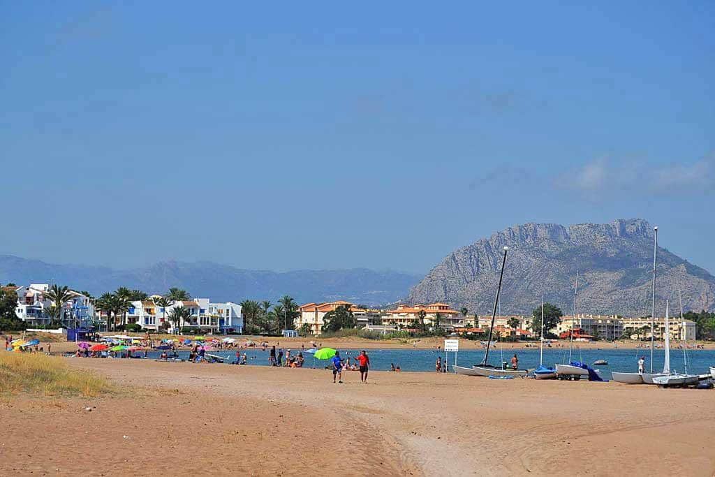 3 sypialnia Willa na kwatery wakacyjne w Denia z basenem garażem - 1 107 € (Ref: 4858749)