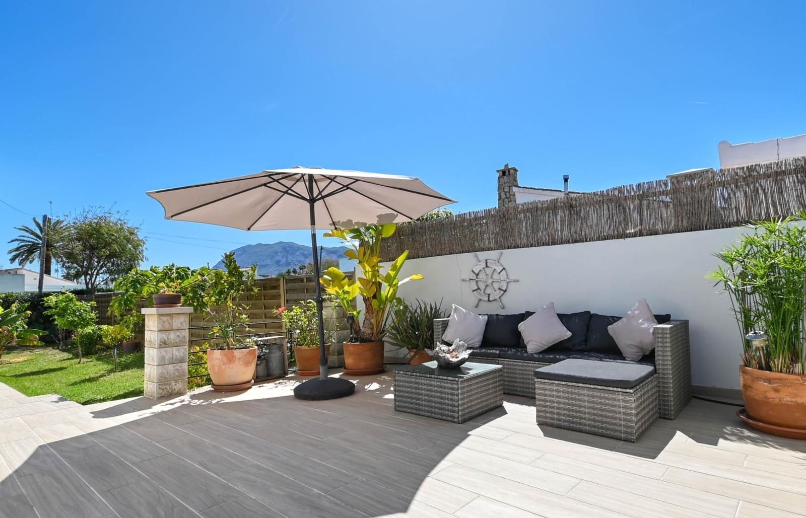 Chalet de 3 habitaciones en Dénia en alquiler vacacional con piscina garaje - 1.221 € (Ref: 4858749)