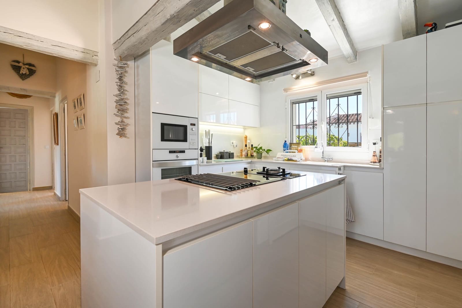 Chalet de 3 habitaciones en Dénia en alquiler vacacional con piscina garaje - 1.221 € (Ref: 4858749)