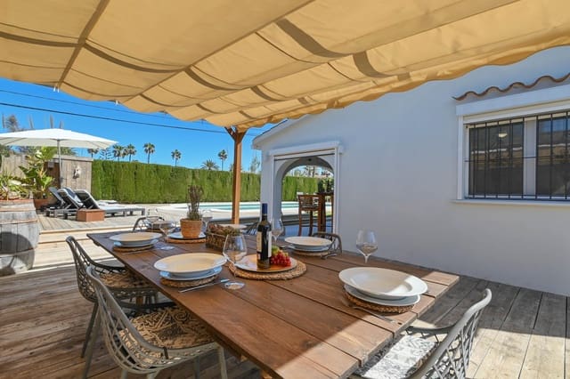 Villa/Maison de 3 chambres de location de vacances à Les Bassetes - El Marjal, Dénia avec piscine garage - 1 221 € (Ref: 4858749)