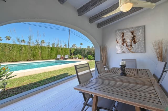 Villa/Maison de 3 chambres de location de vacances à Les Bassetes - El Marjal, Dénia avec piscine garage - 1 221 € (Ref: 4858749)