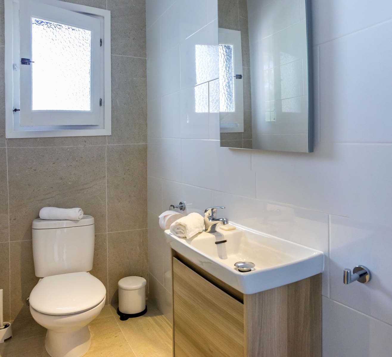   3 soveværelse   ferieFinca/Landehus i Moraira   med   swimmingpool  garage  - € 508 (Ref: 4881633)