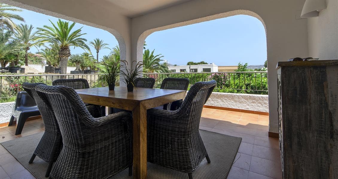 6 slaapkamer Villa voor vakantieverhuur in Moraira met zwembad garage - € 1.296 (Ref: 4881641)