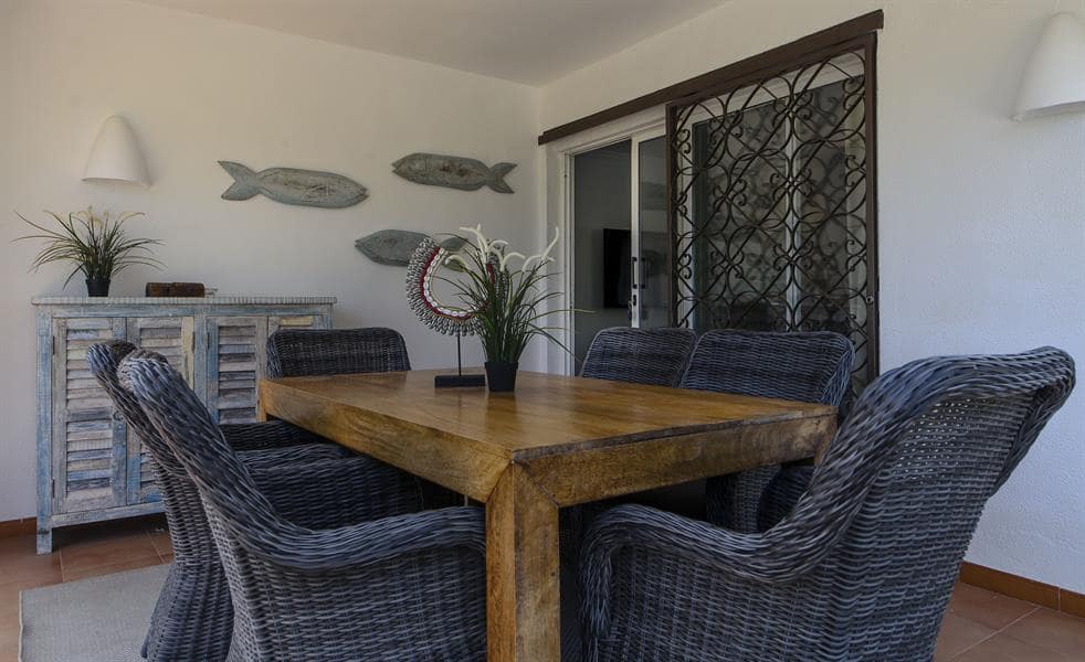 6 slaapkamer Villa voor vakantieverhuur in Moraira met zwembad garage - € 1.296 (Ref: 4881641)