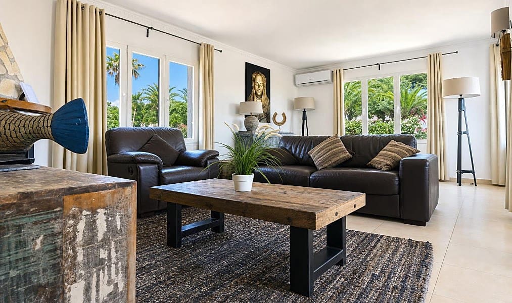 6 bedroom Villa for holiday rental in Moraira with pool garage - € 1,688 (Ref: 4881641)
