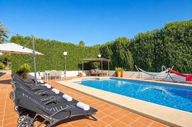 6 makuuhuone Huvila lomavuokrausta paikassa Moravit - Cap Blanc, Teulada-Moraira mukana uima-altaan 
autotalli - 1 688 € (Ref: 4881641)
