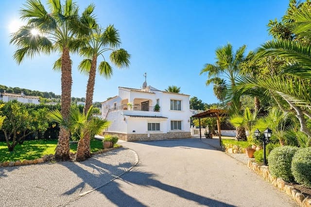 6 makuuhuone Huvila lomavuokrausta paikassa Moravit - Cap Blanc, Teulada-Moraira mukana uima-altaan 
autotalli - 1 688 € (Ref: 4881641)