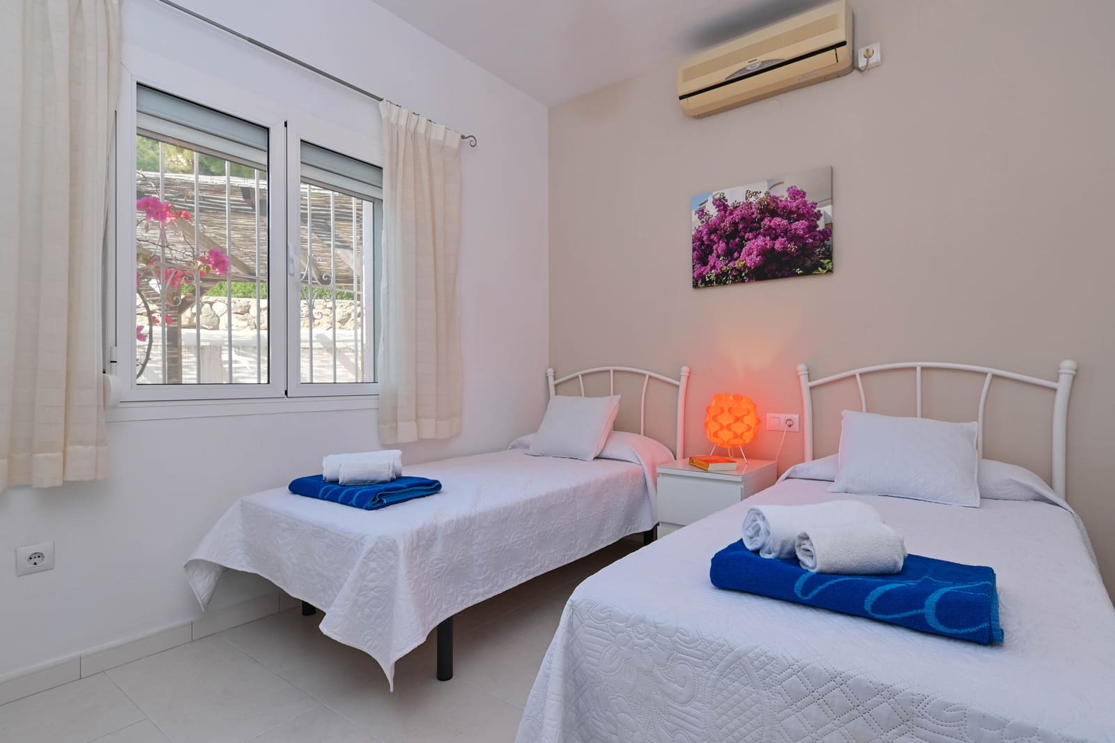 3 makuuhuone Maalaistalo lomavuokrausta paikassa Benissa mukana uima-altaan 
autotalli - 684 € (Ref: 4888637)