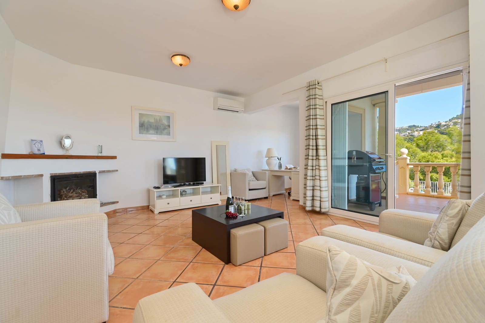 3 Zimmer Ferienfinca/landgut in Benissa mit Pool Garage - 747 € (Ref: 4888638)