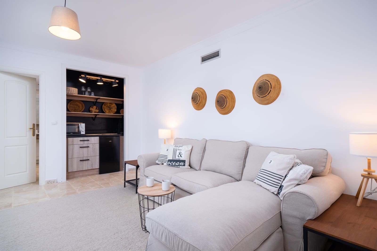 3 slaapkamer Villa voor vakantieverhuur in Denia met zwembad garage - € 1.355 (Ref: 5067104)