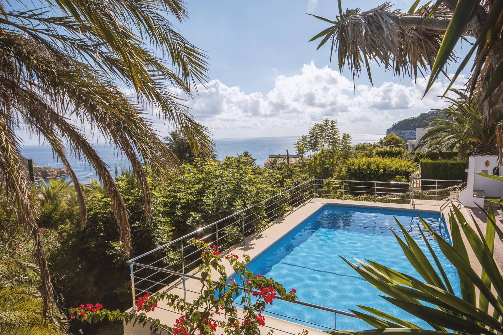 4 soverom Villa til salgs i Javea / Xabia med svømmebasseng garasje - € 1 110 (Ref: 5382552)