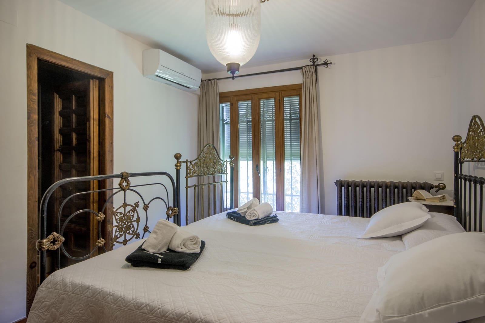   5 soveværelse   ferieVilla i Javea / Xabia   med   swimmingpool  garage  - € 1.460 (Ref: 5462613)