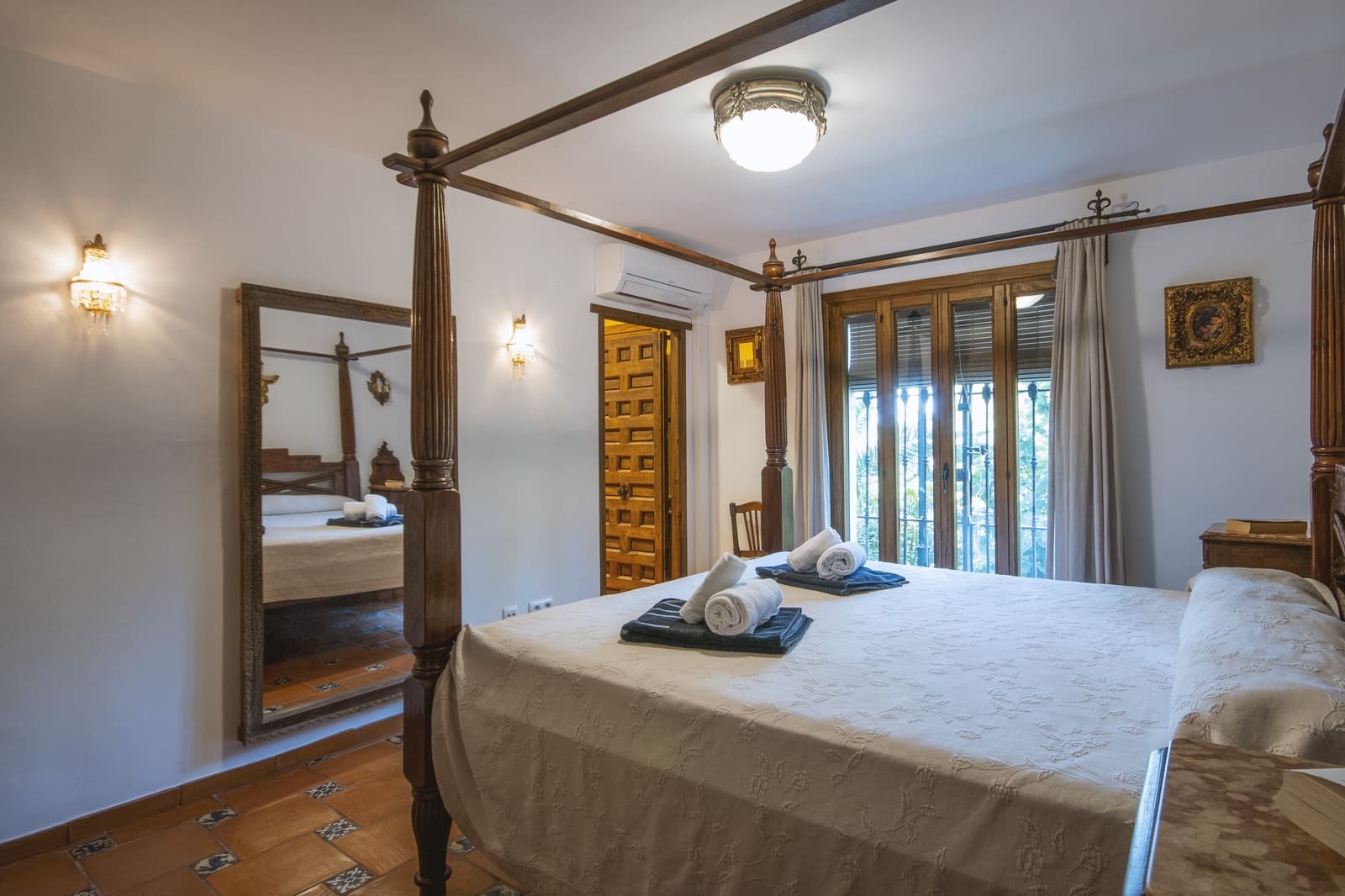   5 soveværelse   ferieVilla i Javea / Xabia   med   swimmingpool  garage  - € 1.460 (Ref: 5462613)