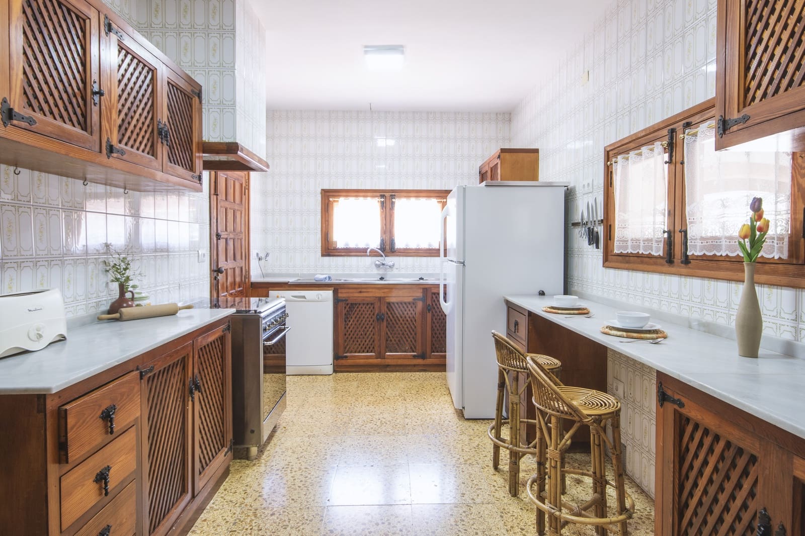 2 slaapkamer Villa voor vakantieverhuur in Javea / Xabia met zwembad garage - € 765 (Ref: 5480718)