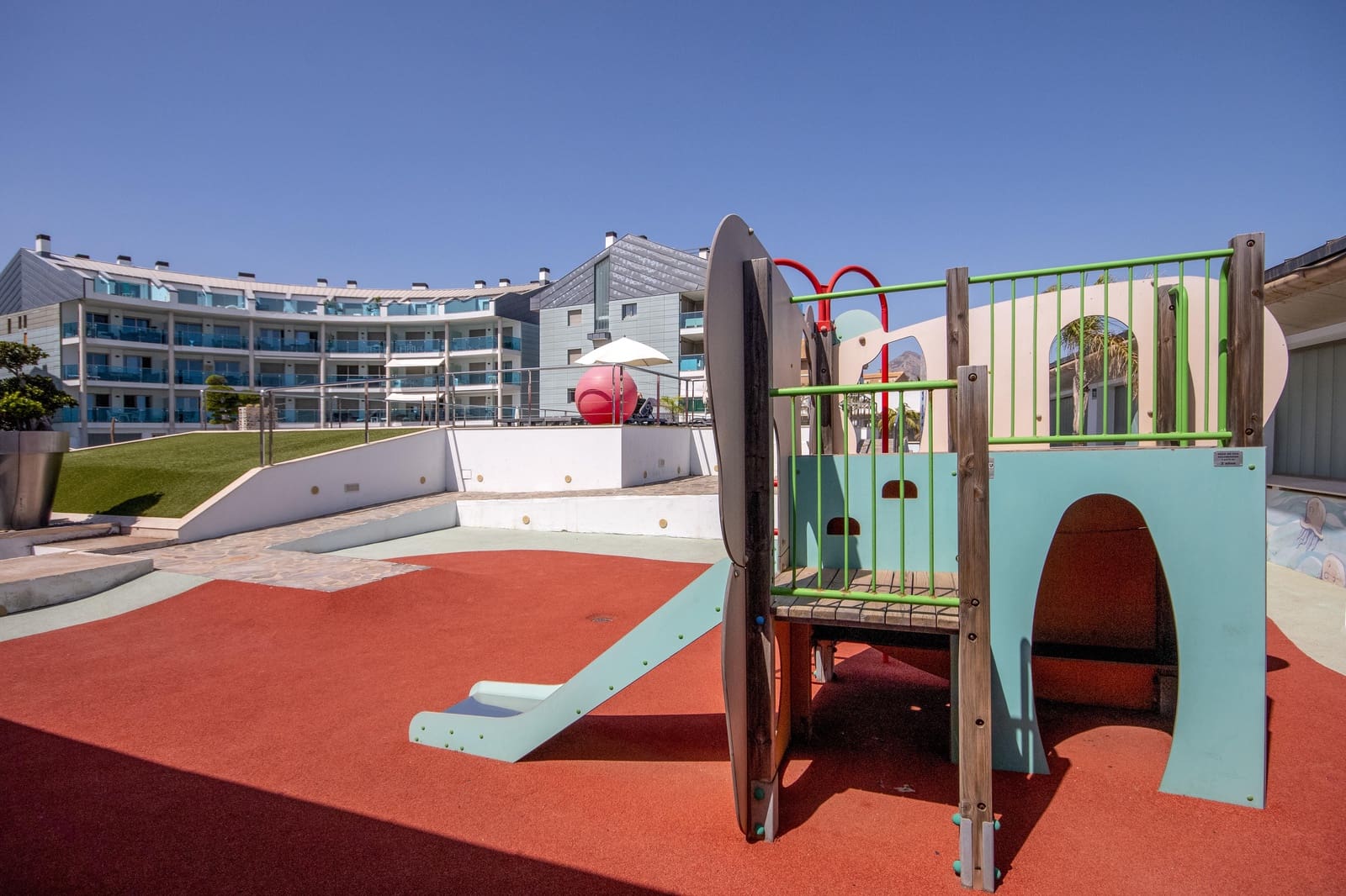 3 bedroom Apartment for holiday rental in Arenal with pool garage - € 800 (Ref: 5496149)