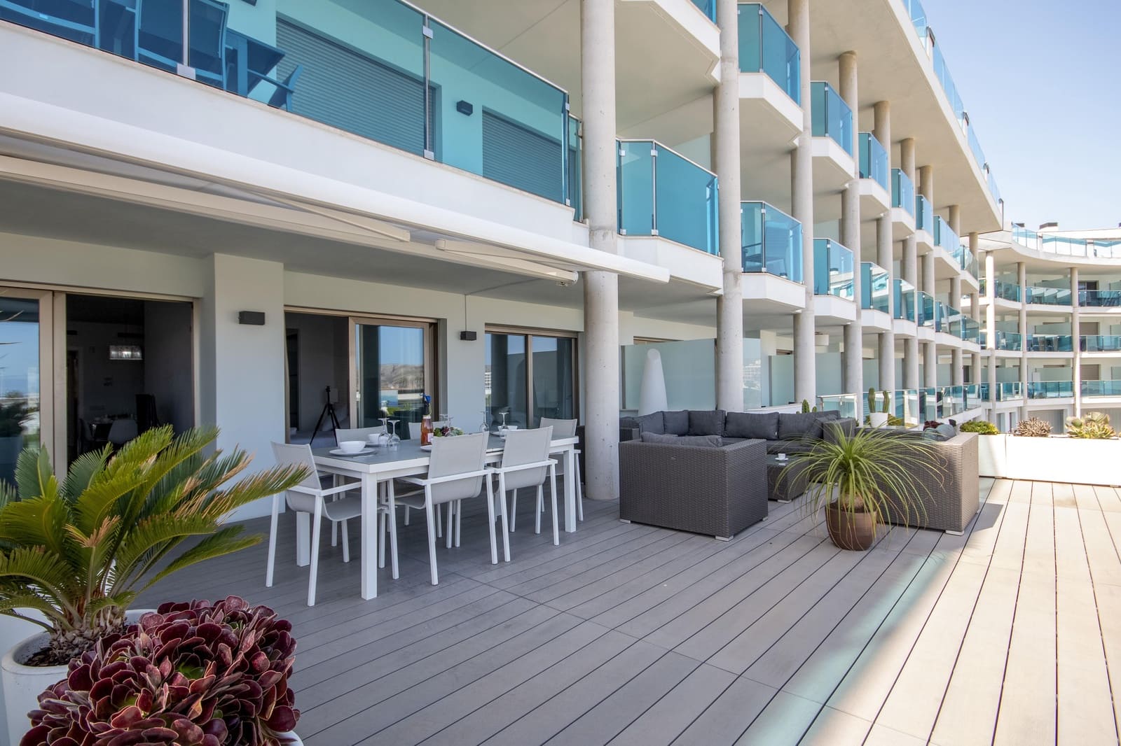 3 bedroom Apartment for holiday rental in Arenal with pool garage - € 800 (Ref: 5496149)