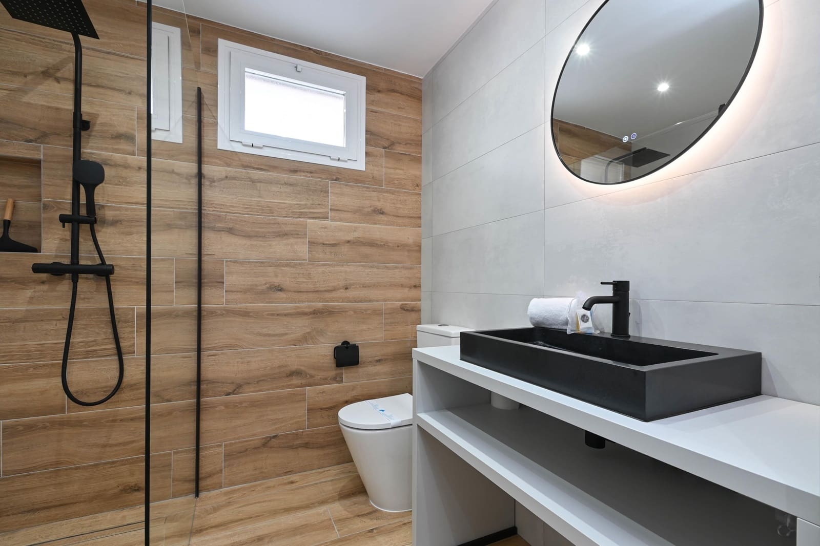 5 slaapkamer Villa voor vakantieverhuur in Benissa met zwembad garage - € 1.430 (Ref: 5531852)