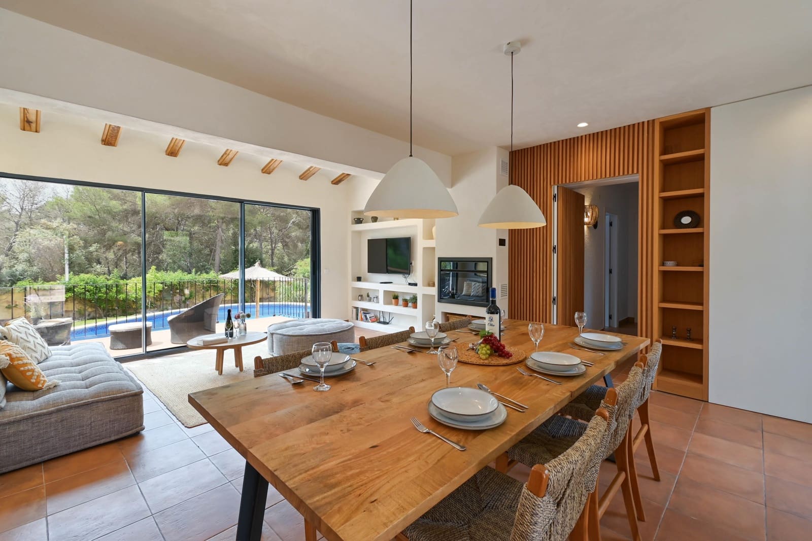 2 slaapkamer Villa voor vakantieverhuur in Javea / Xabia met zwembad garage - € 699 (Ref: 5652223)