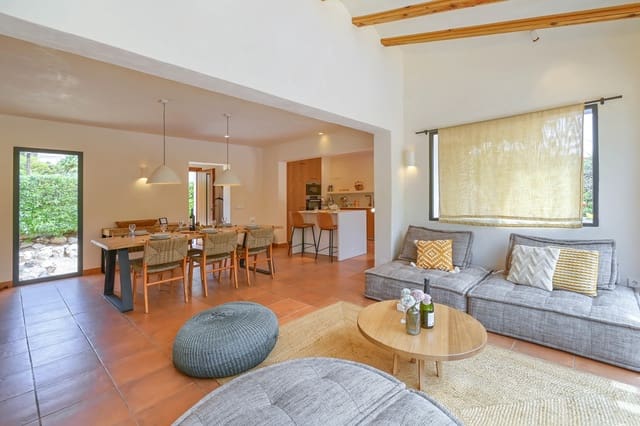 2 slaapkamer Villa voor vakantieverhuur in La Granadella  - Costa Nova, Javea / Xàbia met zwembad garage - € 699 (Ref: 5652223)