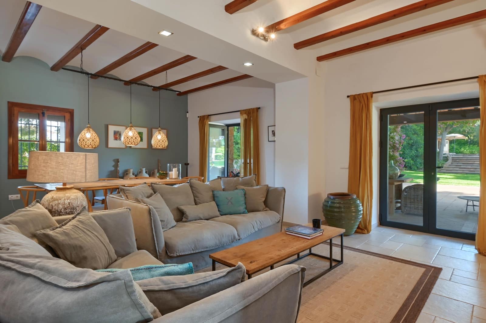 4 bedroom Villa for holiday rental in La Xara with pool garage - € 1,587 (Ref: 5933166)