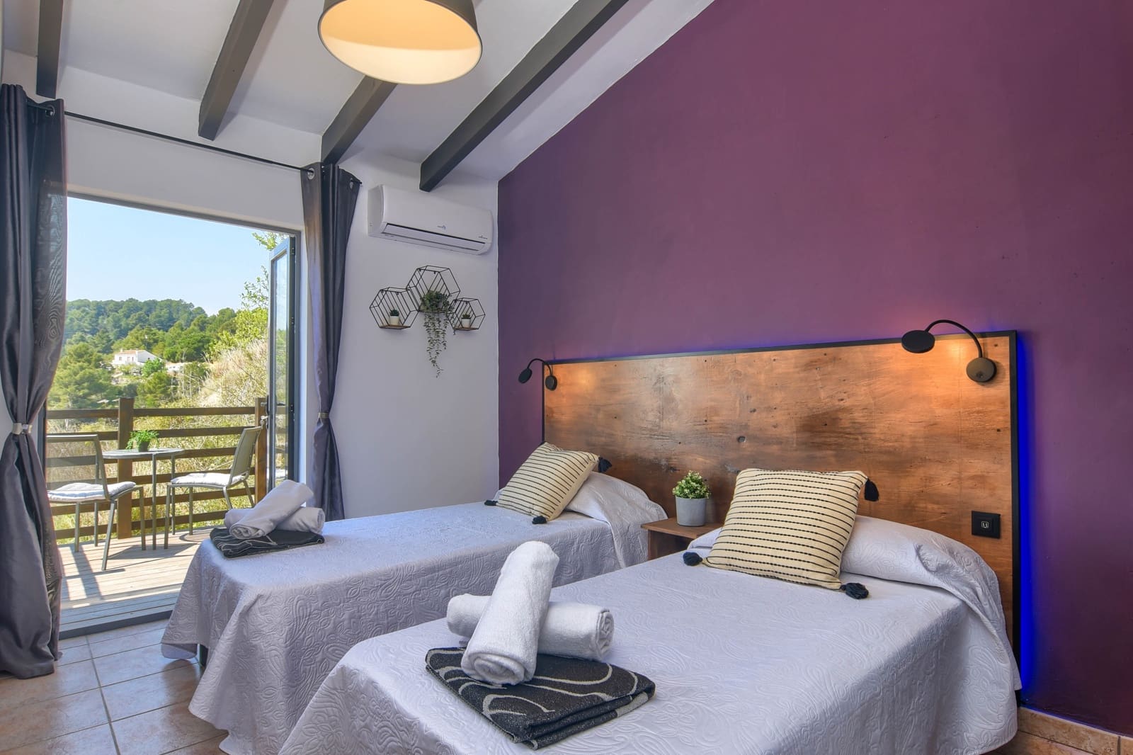 10 slaapkamer Villa voor vakantieverhuur in Benissa met zwembad garage - € 2.315 (Ref: 6043496)