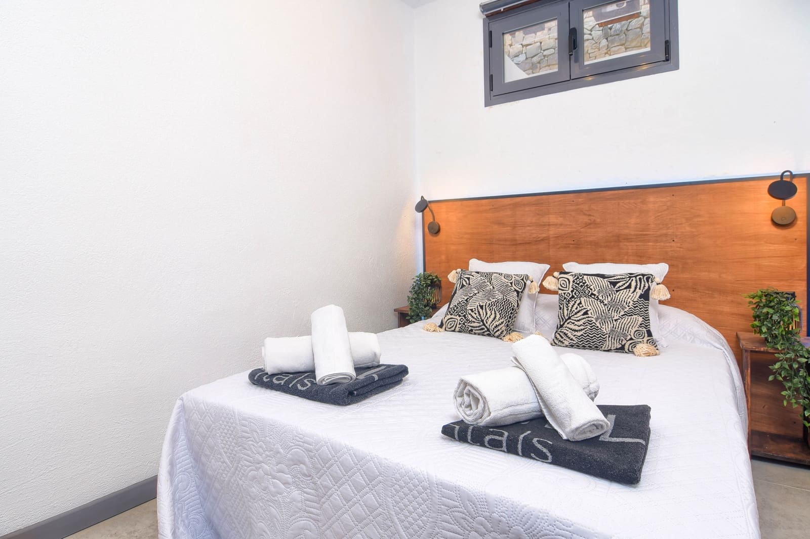 10 slaapkamer Villa voor vakantieverhuur in Benissa met zwembad garage - € 2.315 (Ref: 6043496)