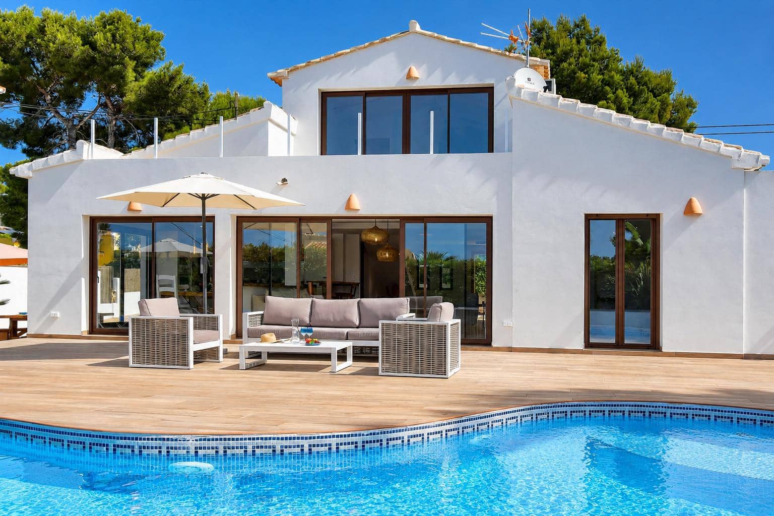 Villa/Maison de 3 chambres de location de vacances à Javea / Xabia avec piscine garage - 1 106 € (Ref: 6075626)