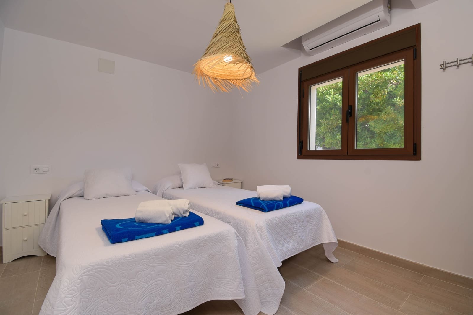 Villa/Maison de 3 chambres de location de vacances à Javea / Xabia avec piscine garage - 1 106 € (Ref: 6075626)